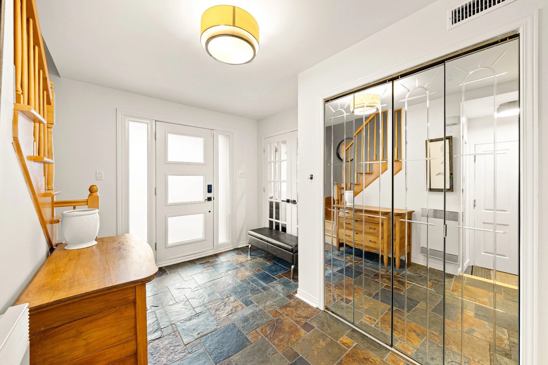 Hall d’entrée/Vestibule Hall d'entrée/Vestibule,