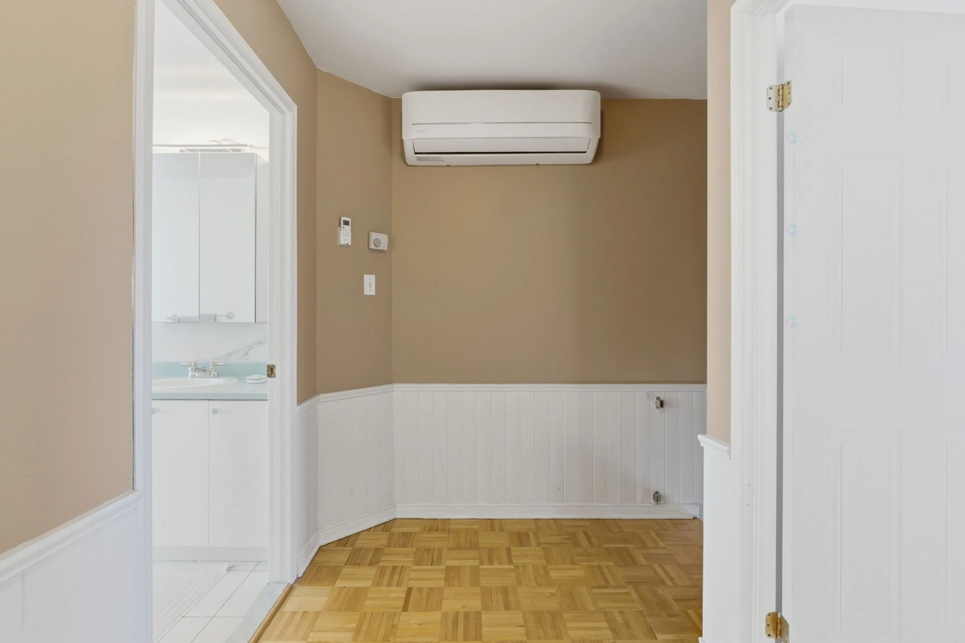 Hall d’entrée/Vestibule Hall d'entrée/Vestibule,