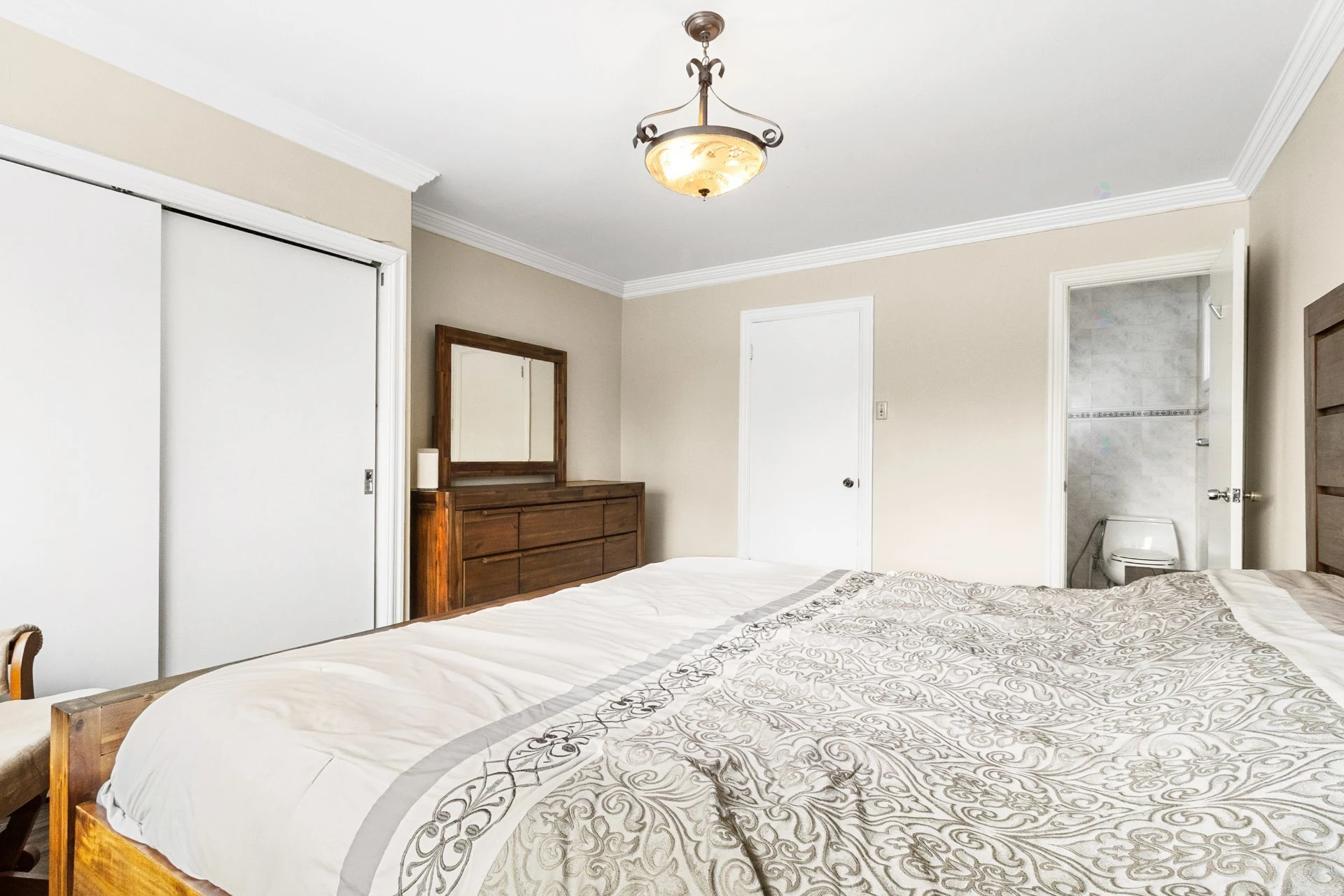 Chambre à coucher principale Chambre à coucher principale,