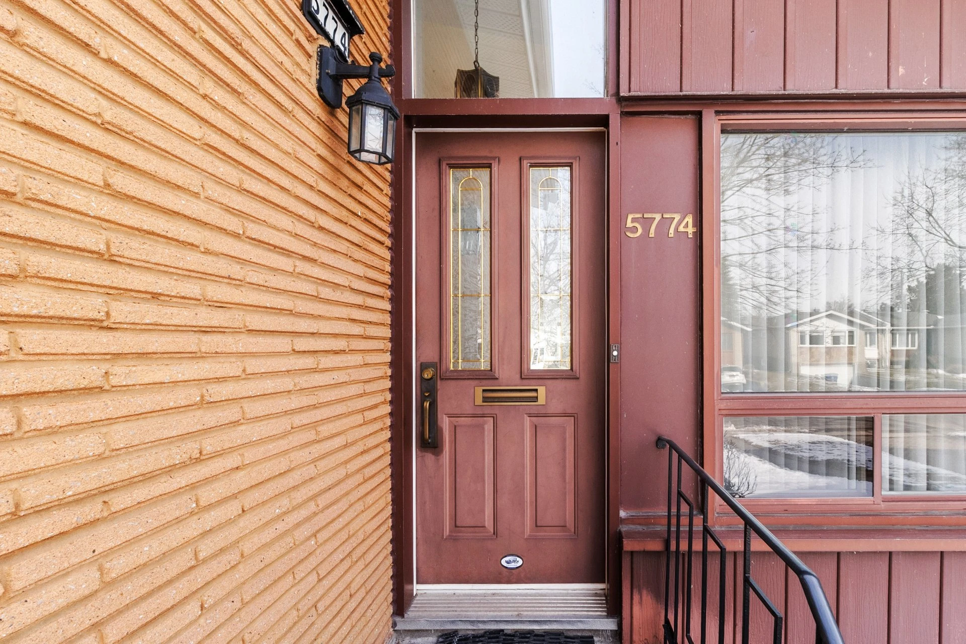 Entrée extérieure Entrée extérieure,