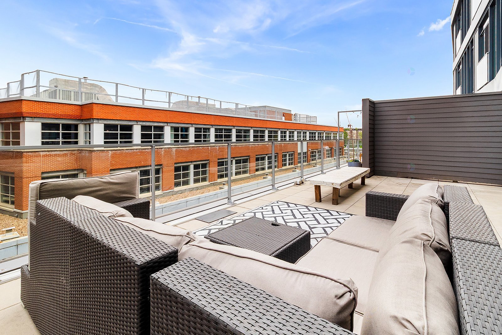 fist floor terrasse fist floor terrasse